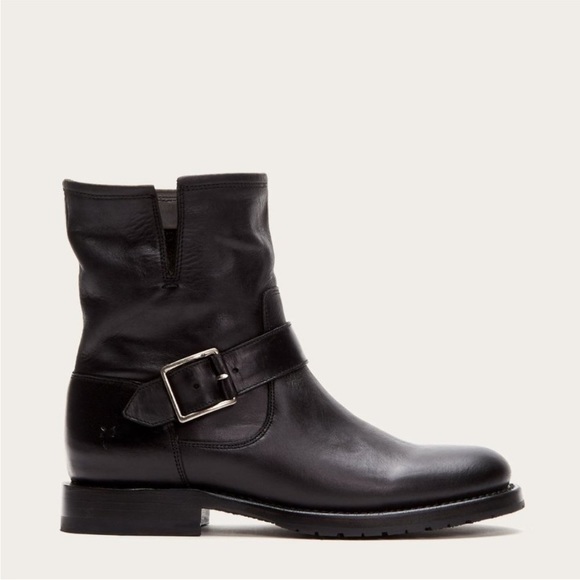 $388 Frye Natalie Engineer Black Leather  Short Moto Belted Casual Lug AnkleBoot - Picture 3 of 16